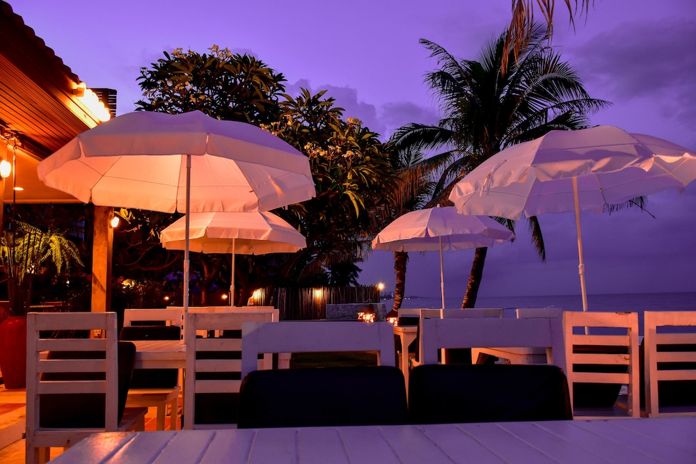 White Sand Beach Hotel Hua Hin 5/70