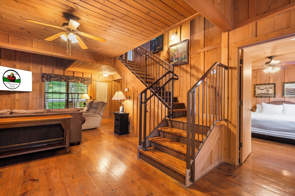 The Cabins At Green Mountain 34/68