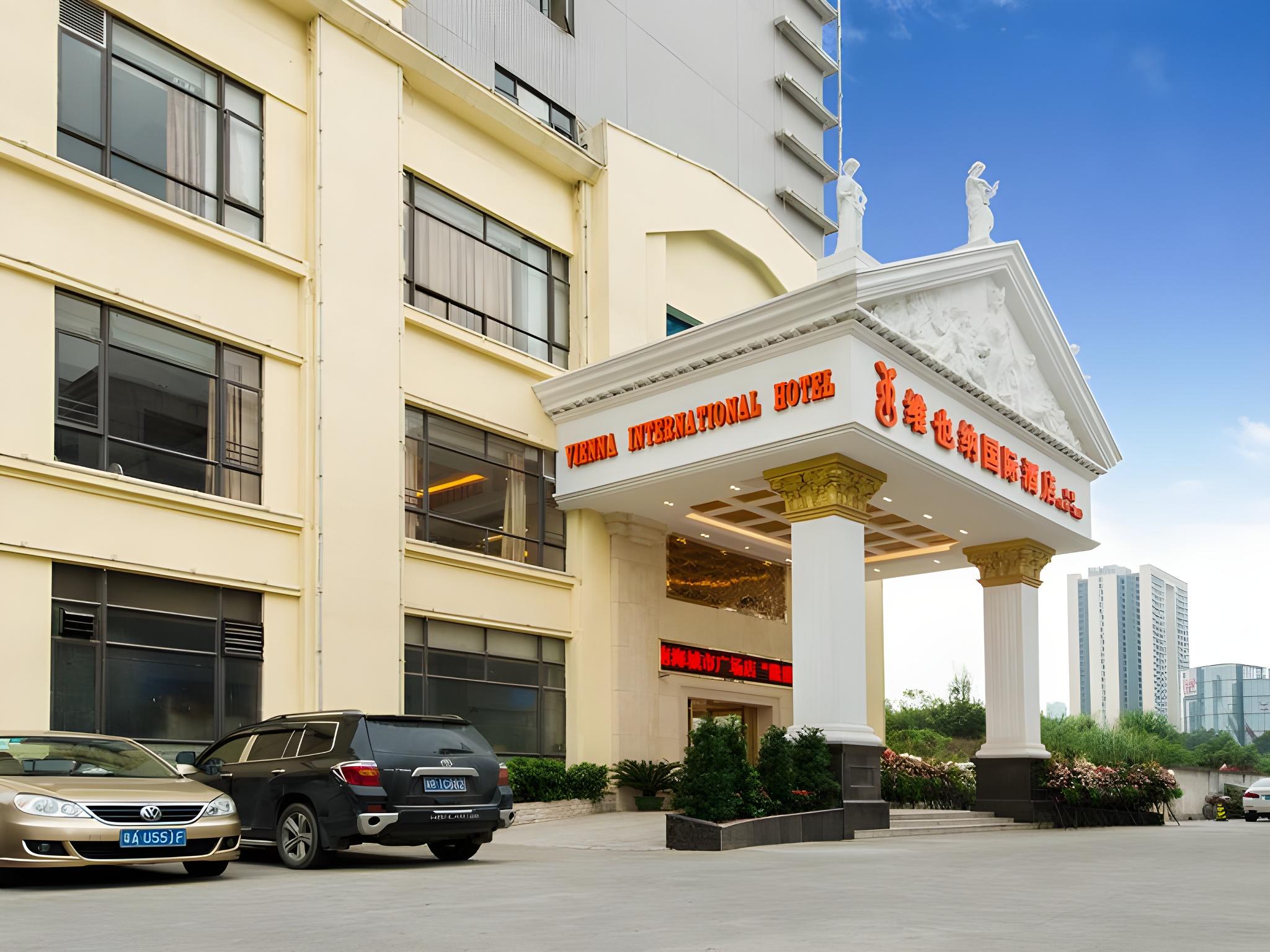 Vienna International Hotel (Foshan Nanhai City Plaza) 34/37