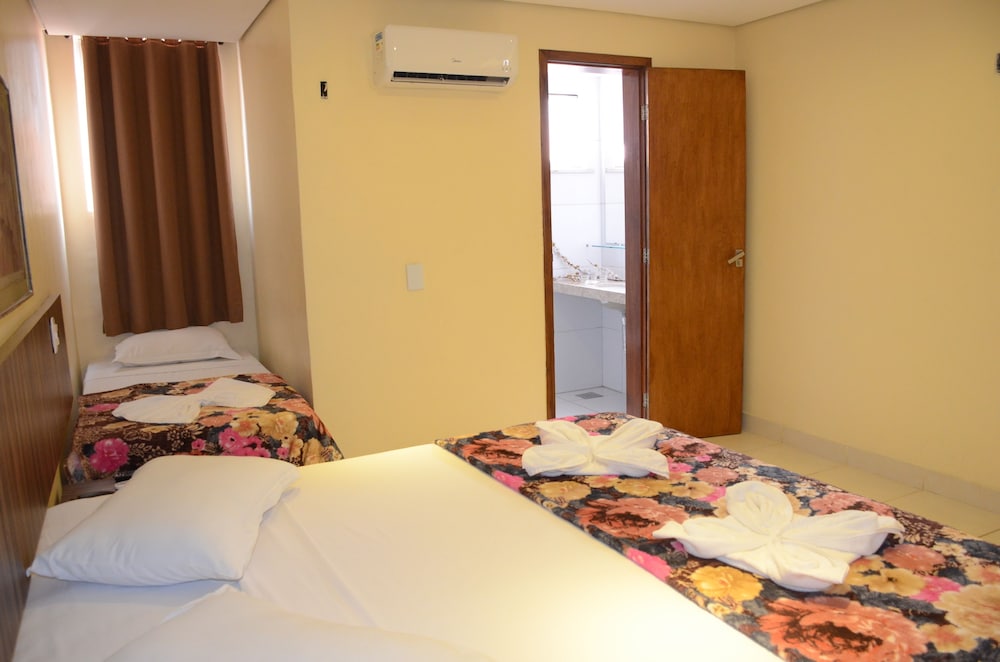 Ara Praia Hotel 12/33