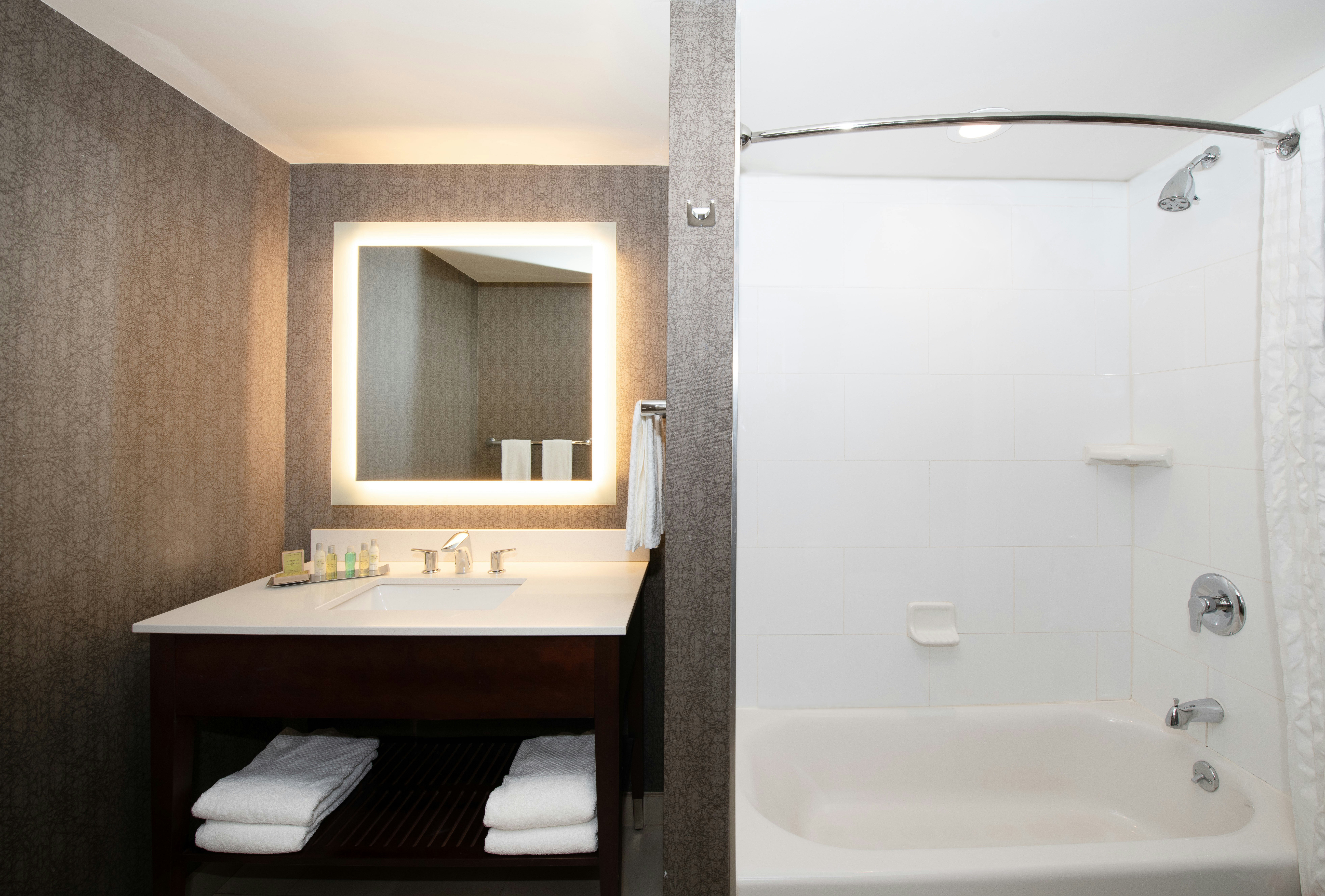 Room, 2 Double Beds, Accessible, DOUBLETREE BY HILTON HOTEL AND SUITES CHARLESTON AIRPORT 2/2