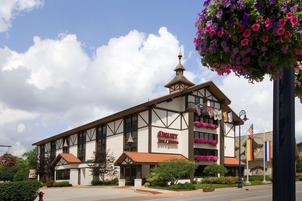 Drury Inn and Suites Frankenmuth 2/28