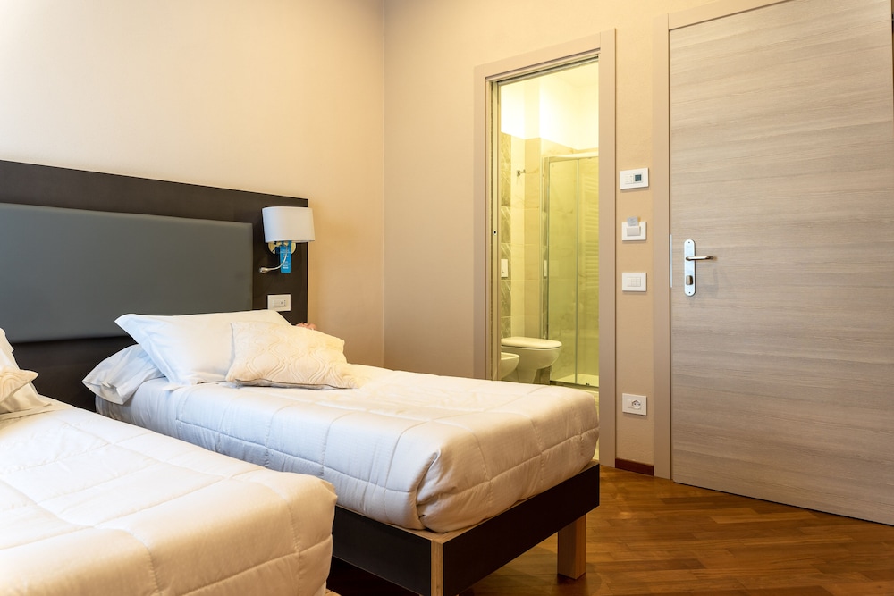 Hotel Victoria Cuneo 21/50