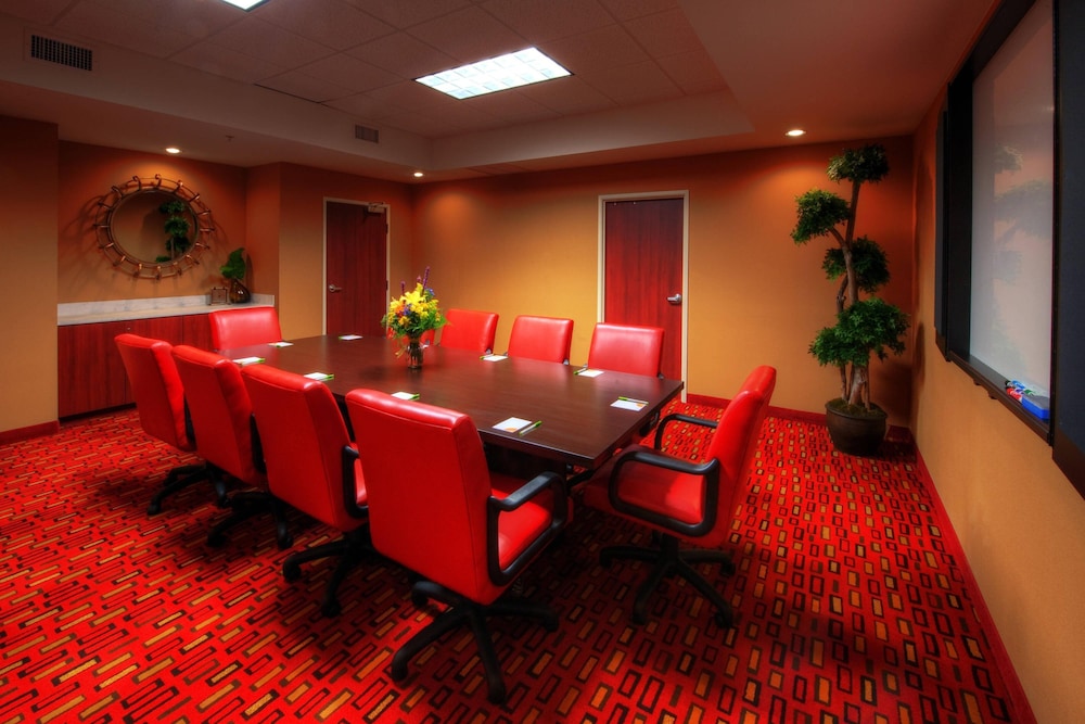 Courtyard Marriott Johnson City 47/59