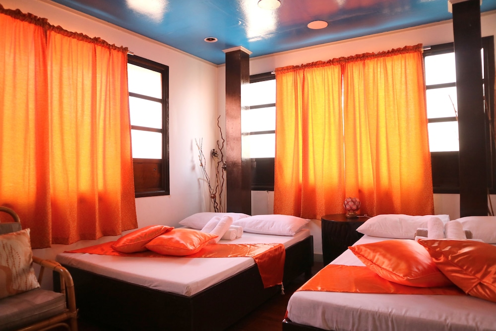 Isla Bonita Beach Resort 21/67