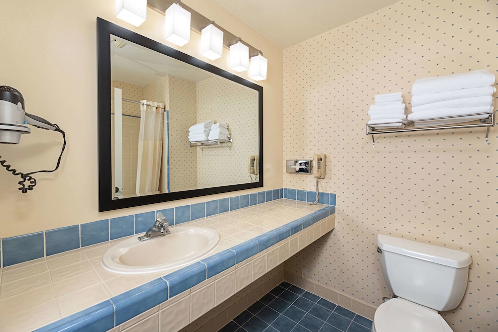 Clarion Inn Silicon Valley 15/53