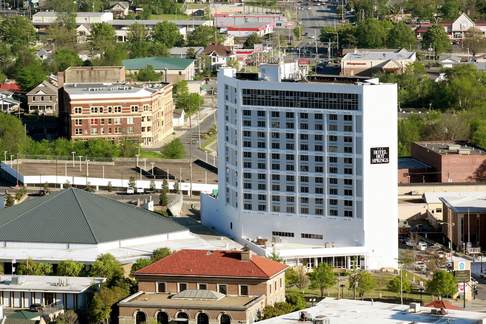 The Hotel Hot Springs 3/40