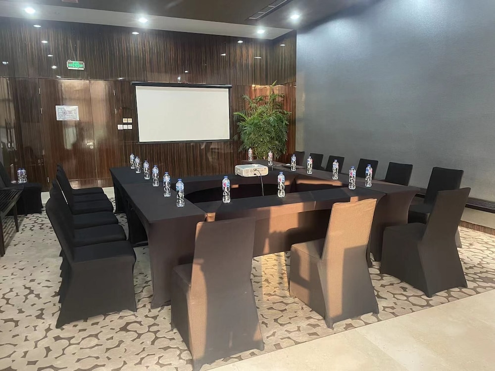 CM Service Apartment Tianjin 64/73