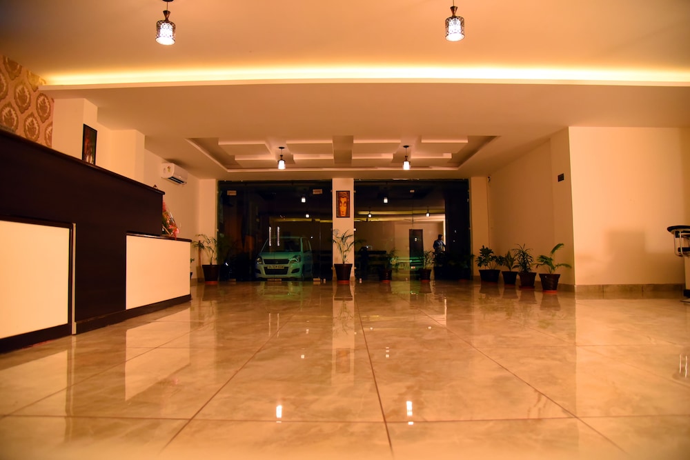 Hotel Holiday Hill 9/50