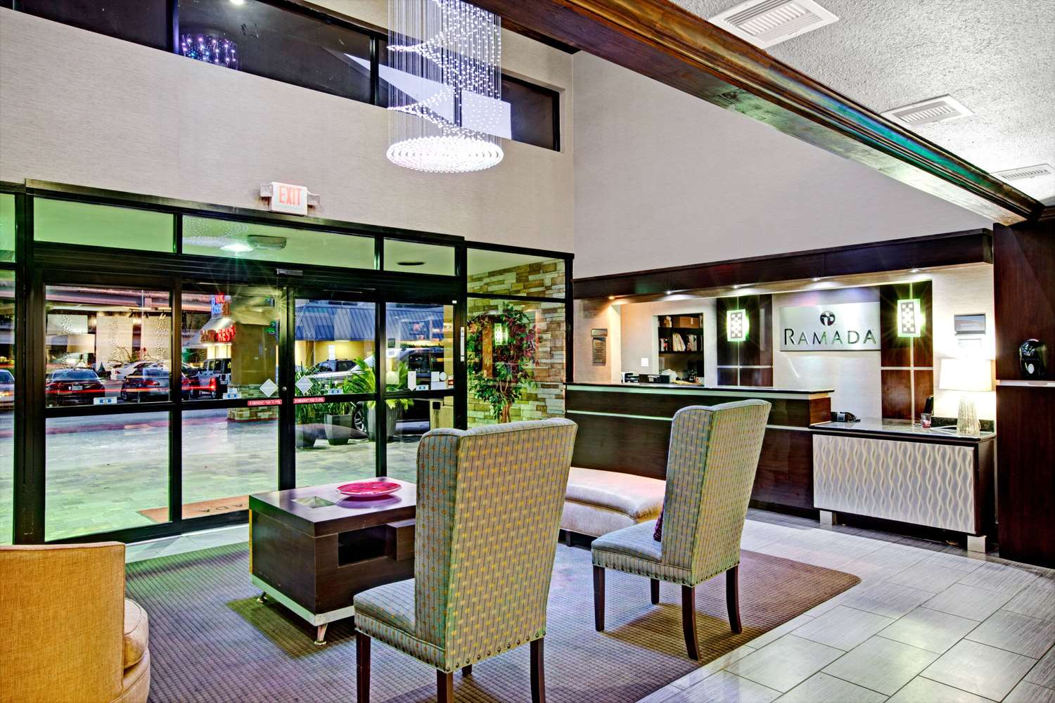Red Lion Inn & Suites Houston IAH Airport 10/16