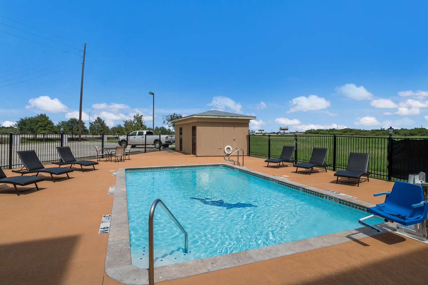 Comfort Inn & Suites Victoria North 46/46