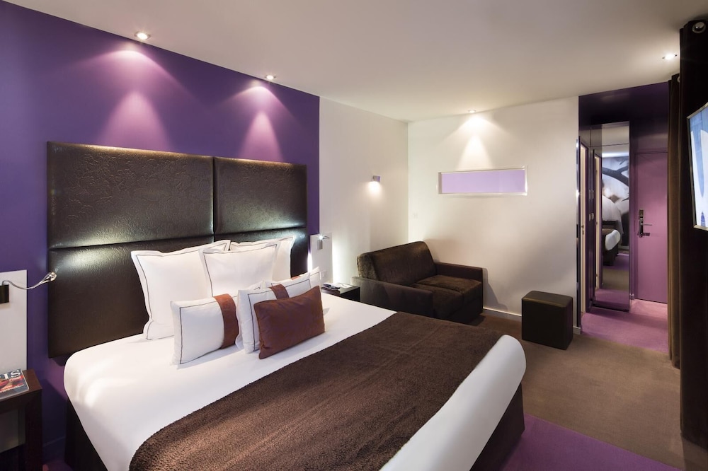ROOM, TRIPLE