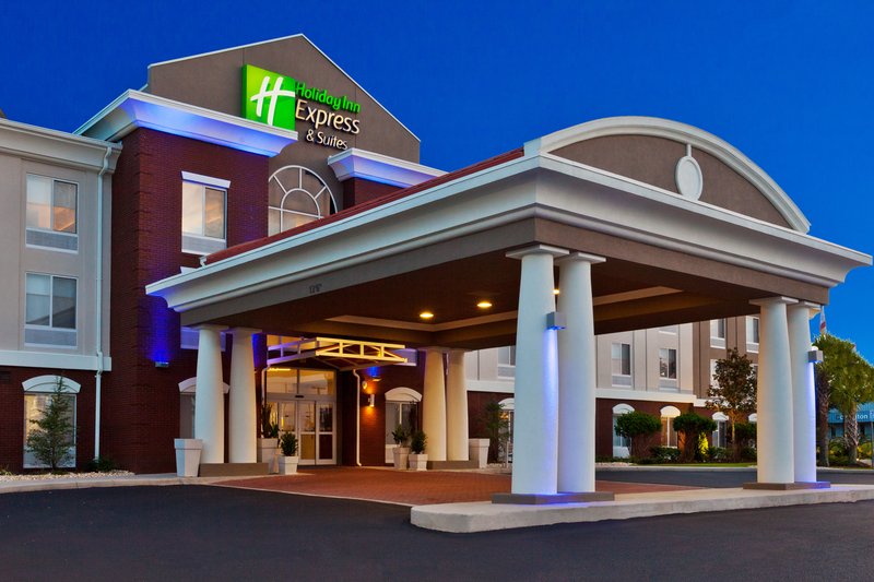 Holiday Inn Express Hotel and Suites Dothan North 1/29
