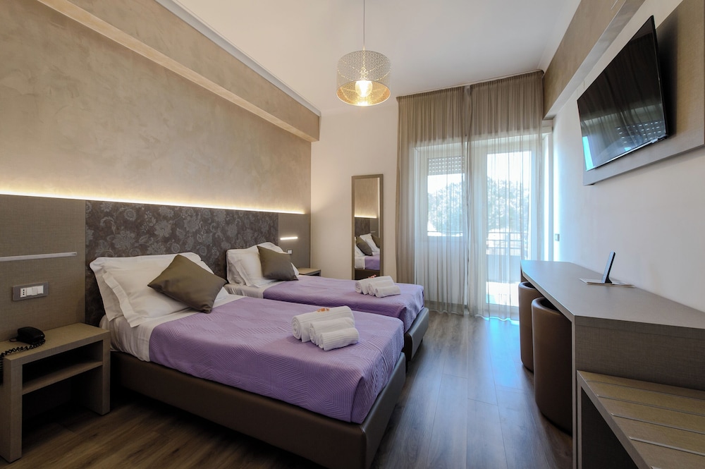 SUPERIOR, TWIN BEDS