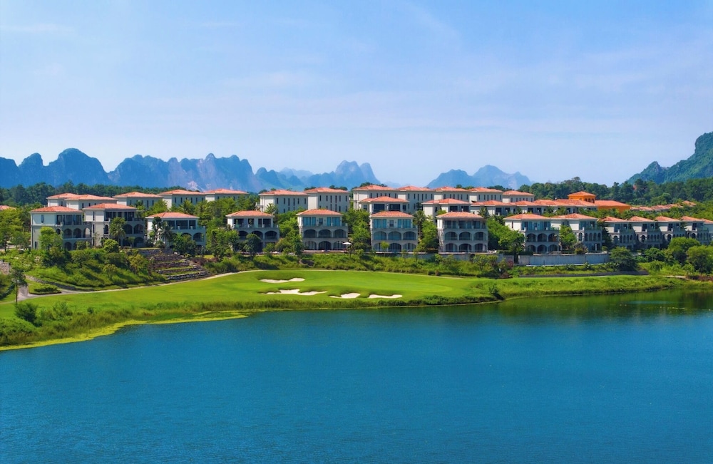 Wyndham Sky Lake Resort and Villas 46/50