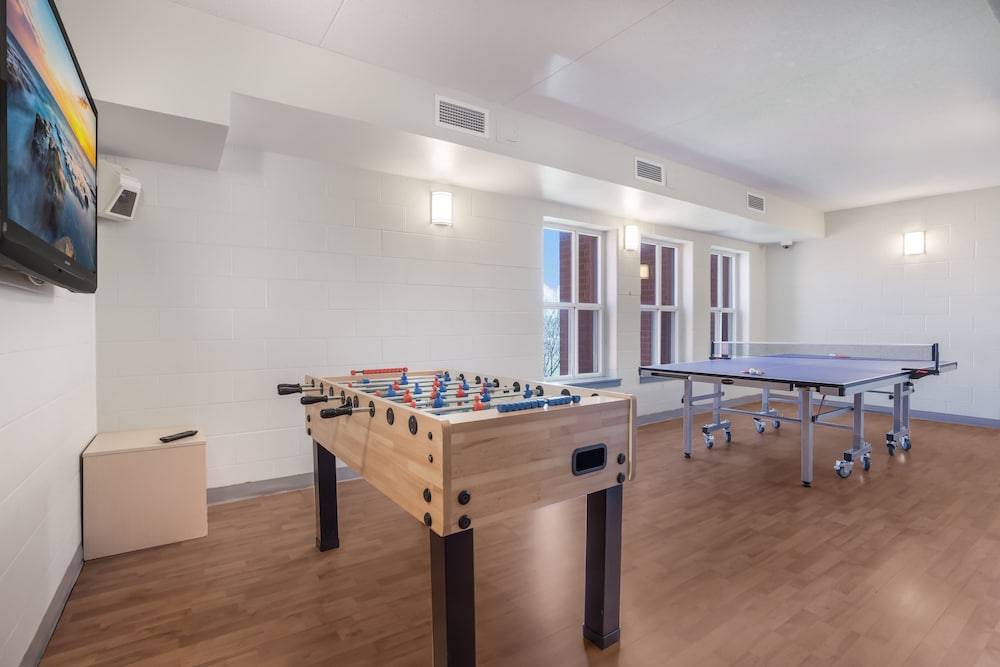 Residence & Conference Centre - Welland 12/50