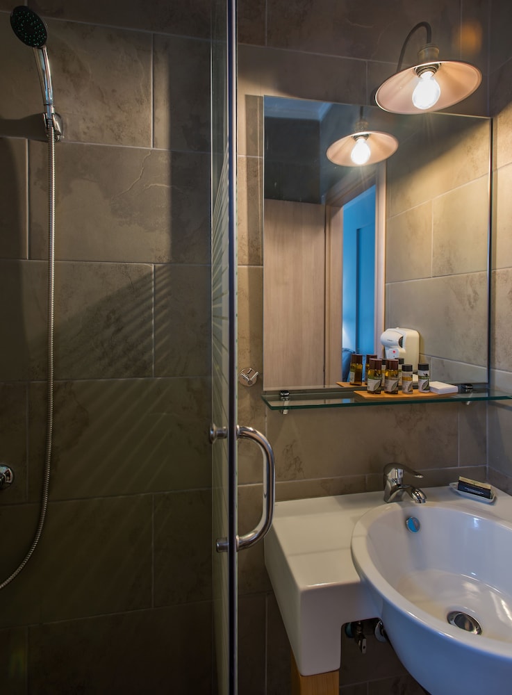 Mirabilia Boutique Hotel 24/86