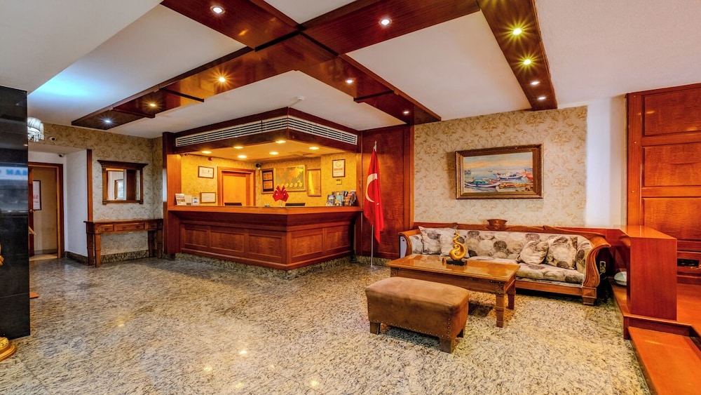 Peak Star Hotel Taksim 10/65