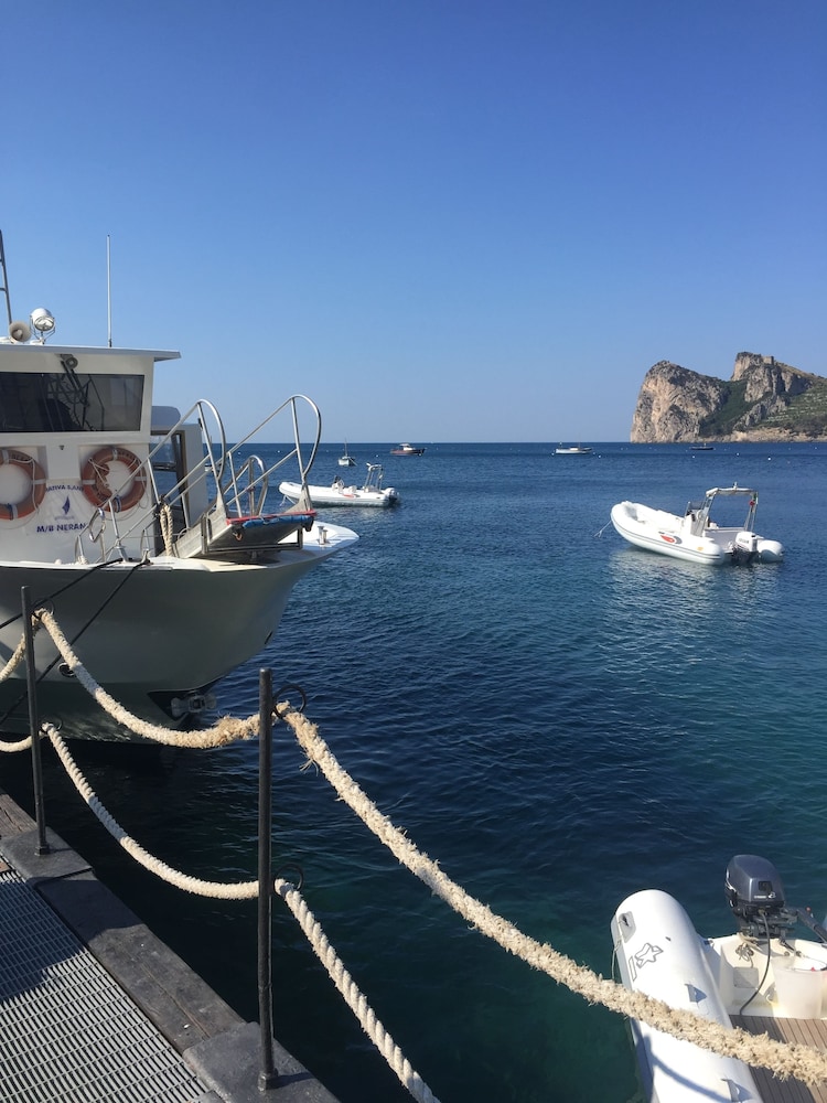 Punta Campanella Resort And Spa 66/71