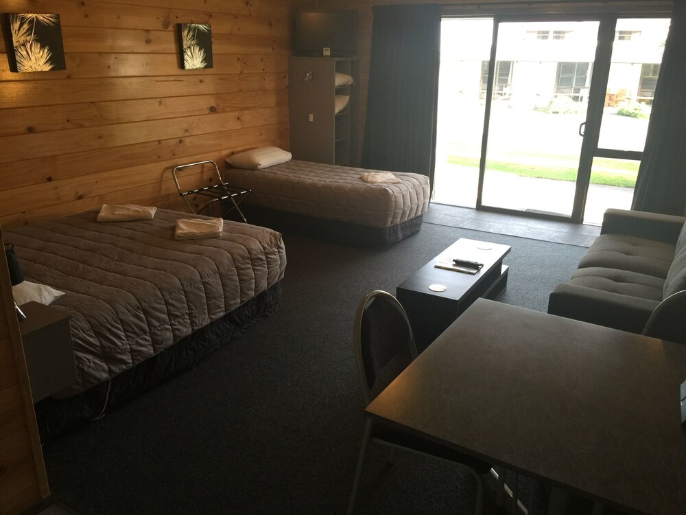 Greymouth Seaside Top 10 Holiday Park 51/71