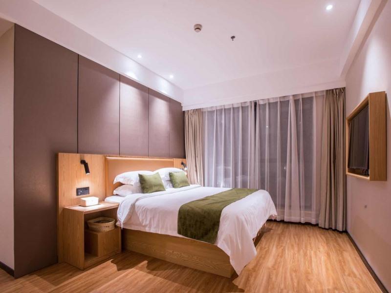 GreenTree Inn Nantong Railway Station Express Hotel 4/20