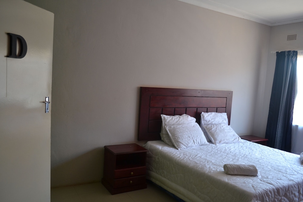 Honeybed Lodge 16/50