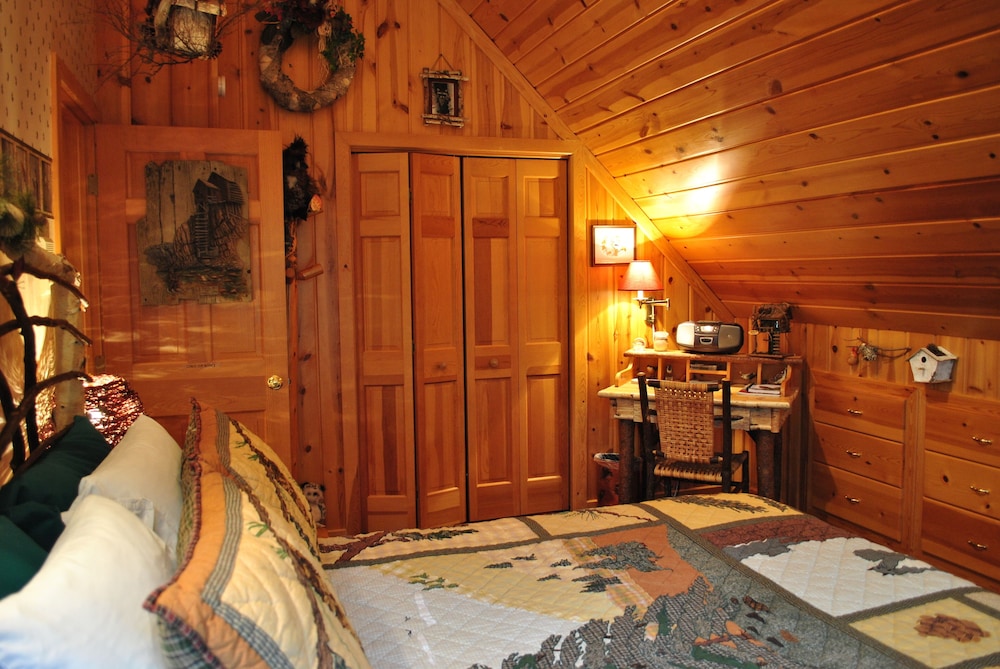 Horton Creek Inn Bed and Breakfast 24/66