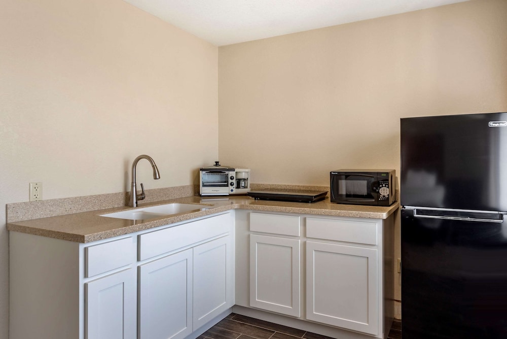 Comfort Inn Crawfordsville 19/33