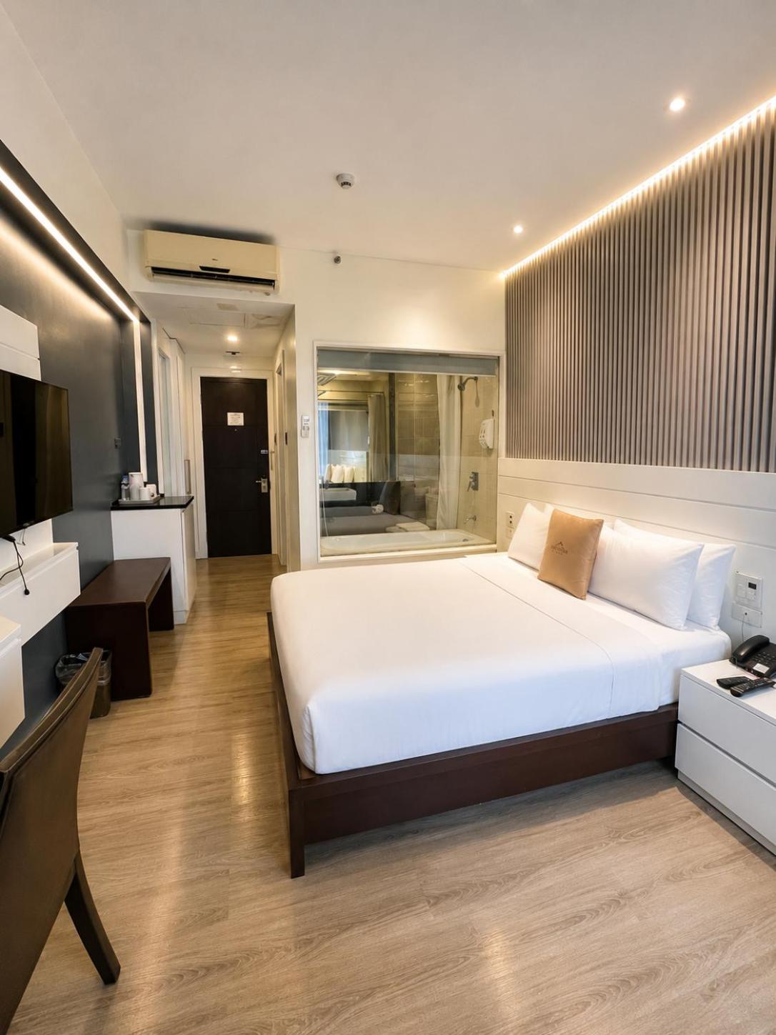Deluxe, Leisure, Double or Twin Bed