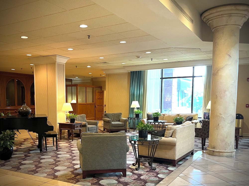 Lynchburg Grand Hotel 34/50