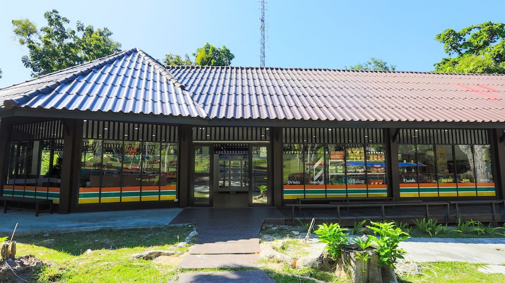 Ban Raya Resort and Spa 1/50