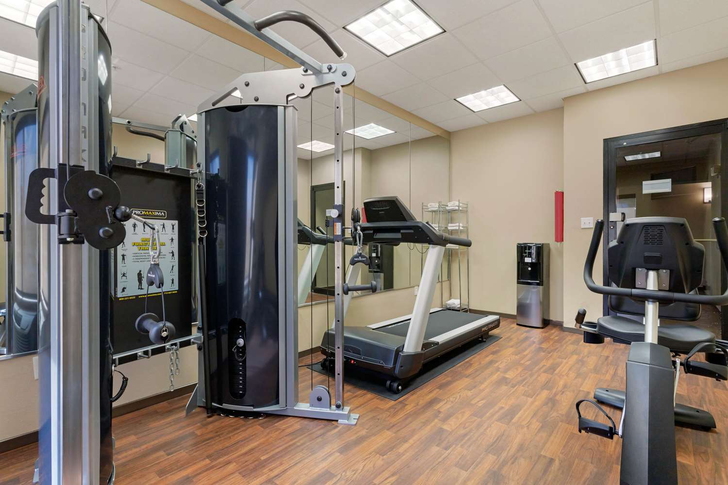 Comfort Inn and Suites Port Arthur Port Neches 12/33