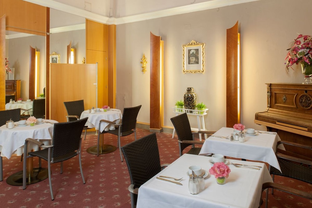 Pertschy Palais Hotel 34/56