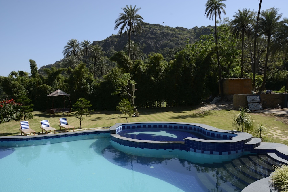 Achal Resort 45/50