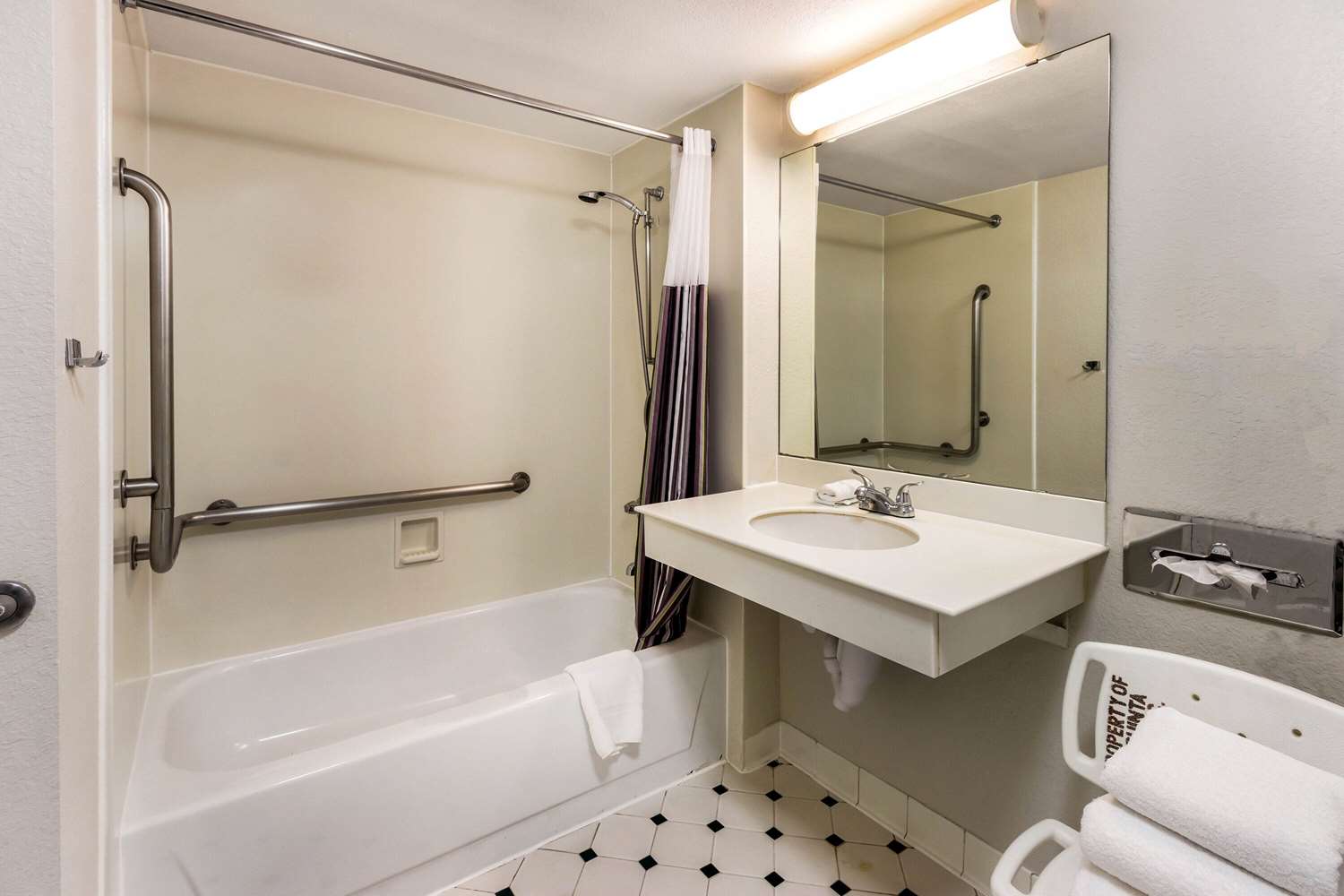La Quinta Inn by Wyndham Albuquerque Northeast 32/33