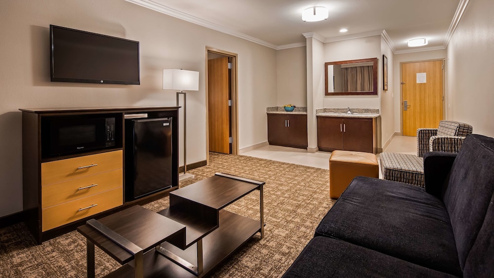 Best Western Los Angeles Worldport Hotel 24/32