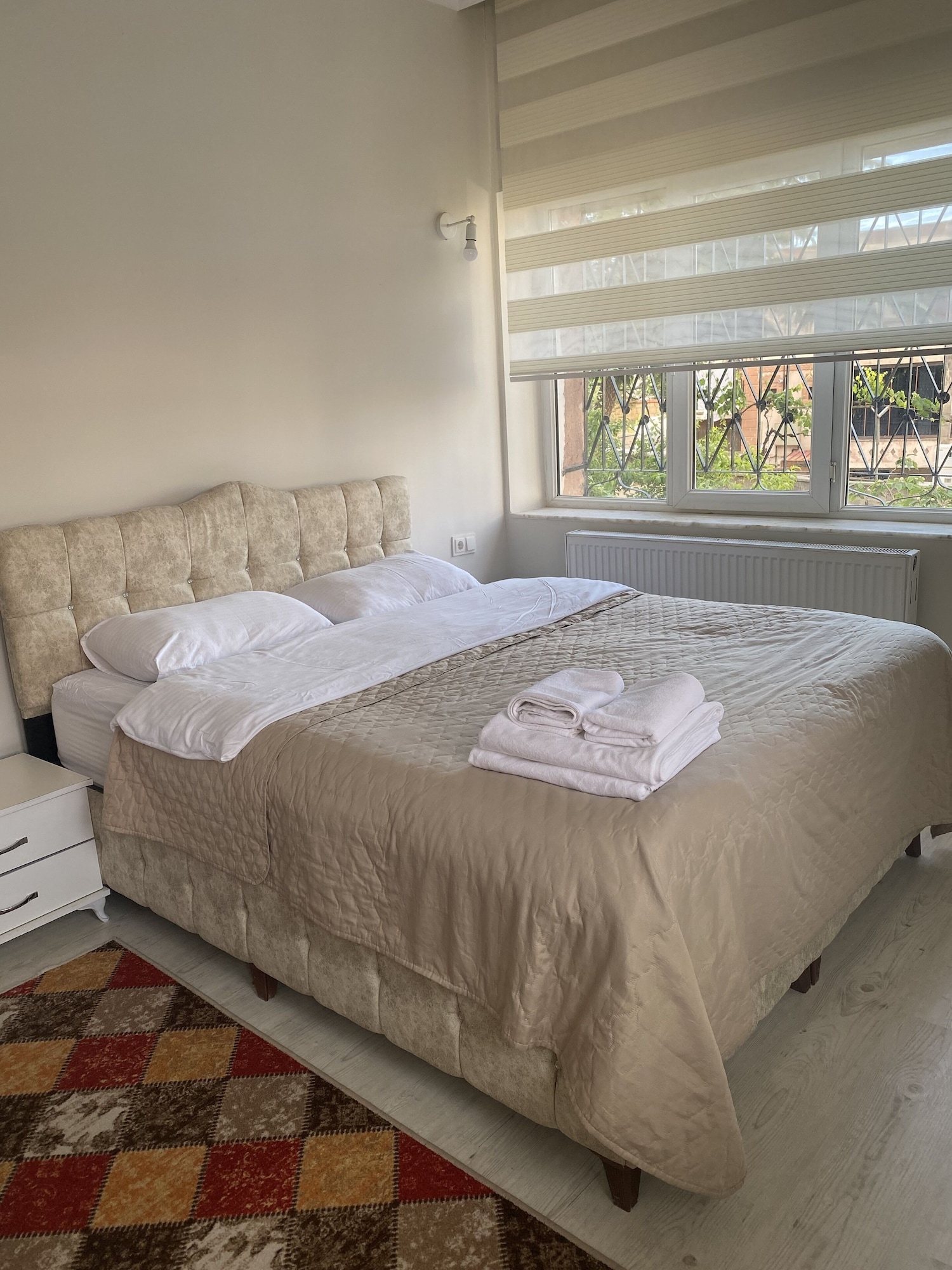 Apartment, King Bed
