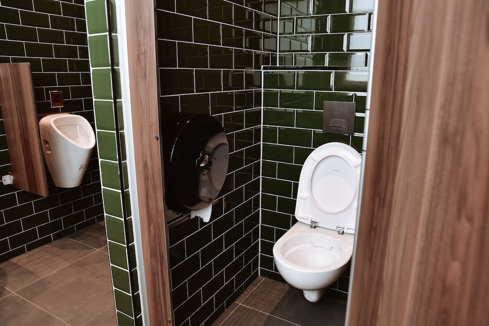 Durty Nellys Inn 49/50