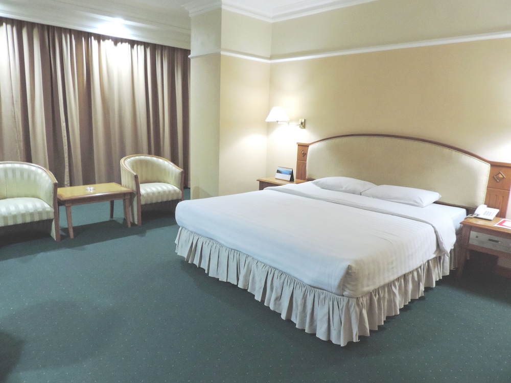 Hotel Marcopolo Jakarta 30/83