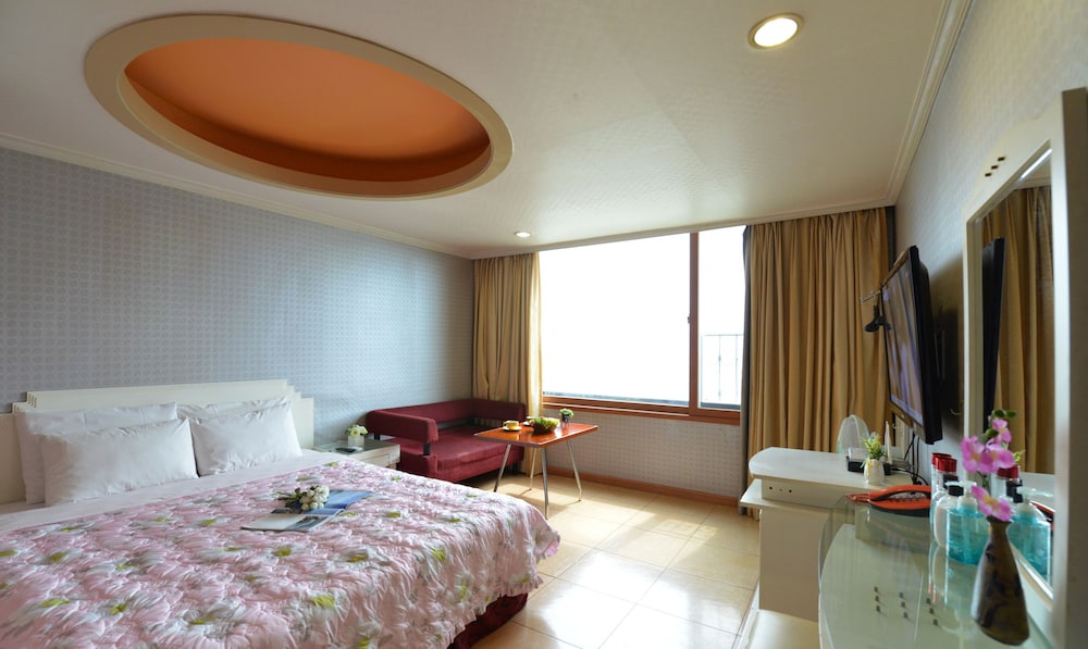 Nova Motel 13/100