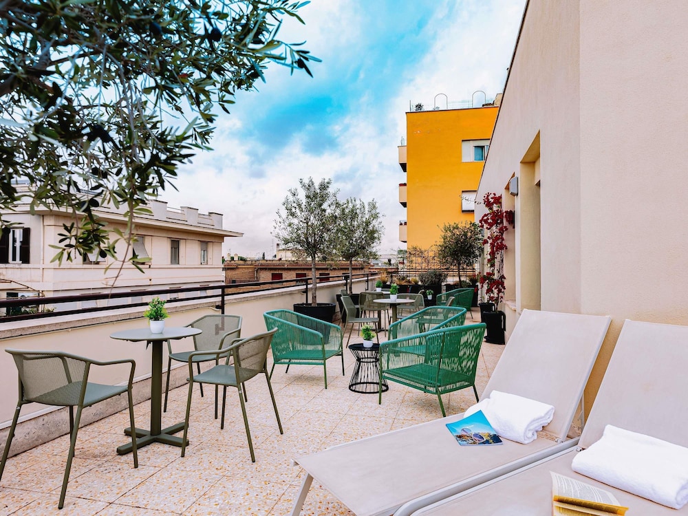Mercure Roma Piazza Bologna 55/76