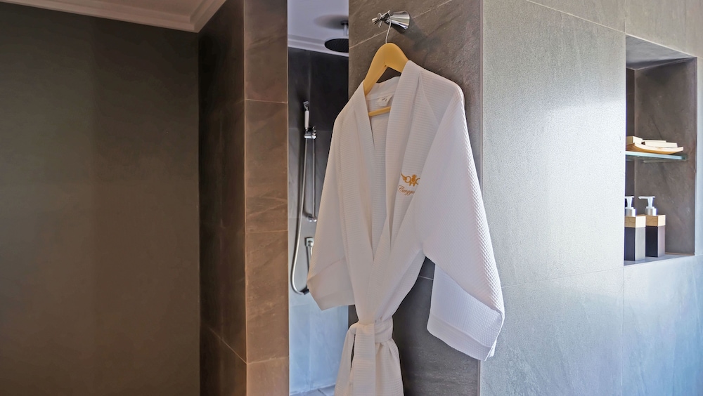 Sense Canggu Beach Hotel 11/69