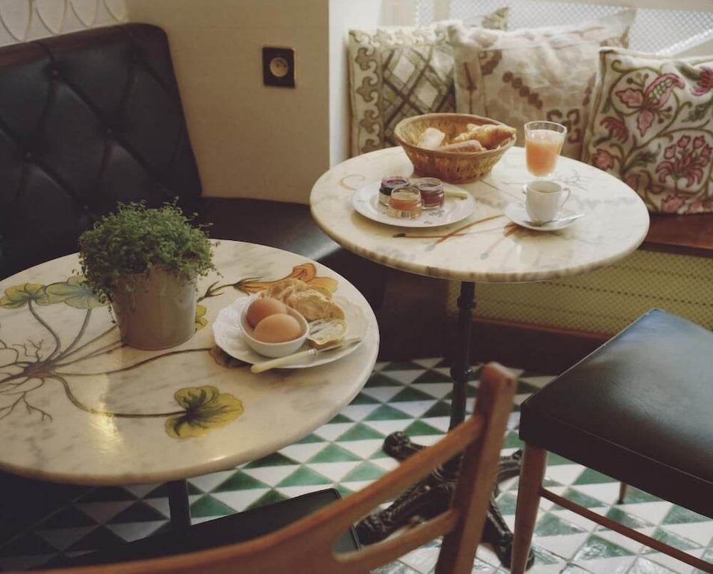 HOTEL DU TEMPS 50/58