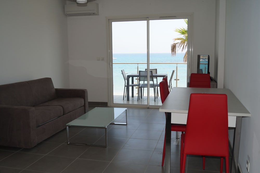 Residence Villa Tyrrenia 12/31