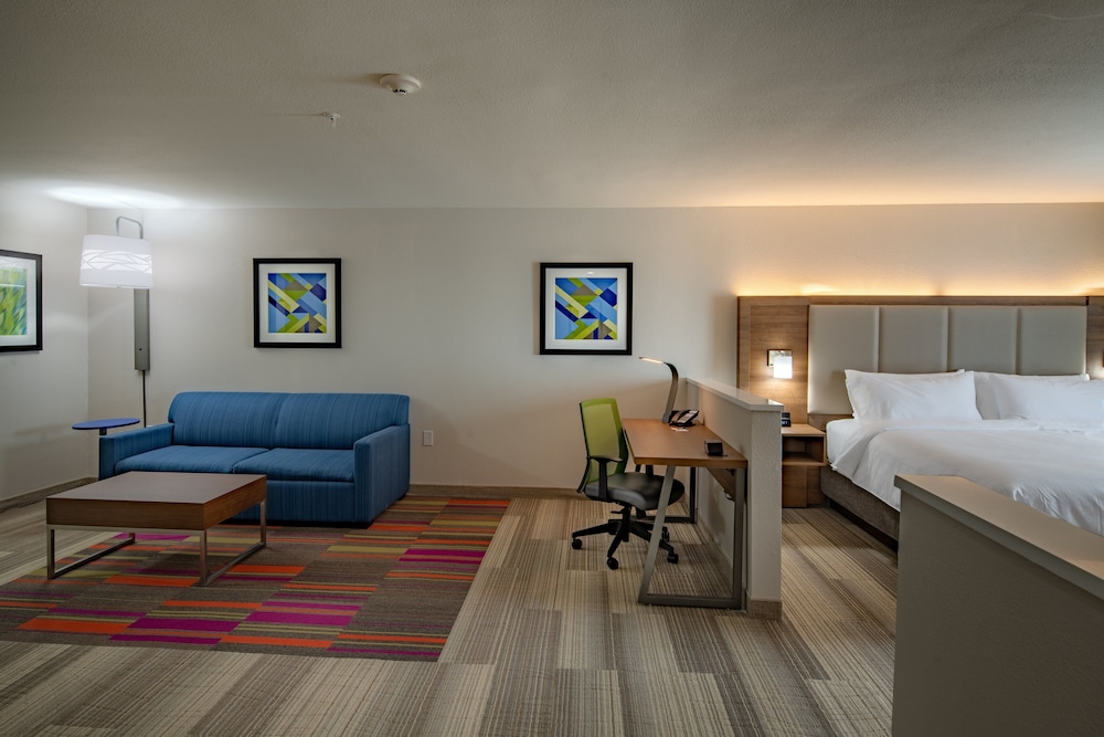 Holiday Inn Express Suites N Waco Area West 29/51