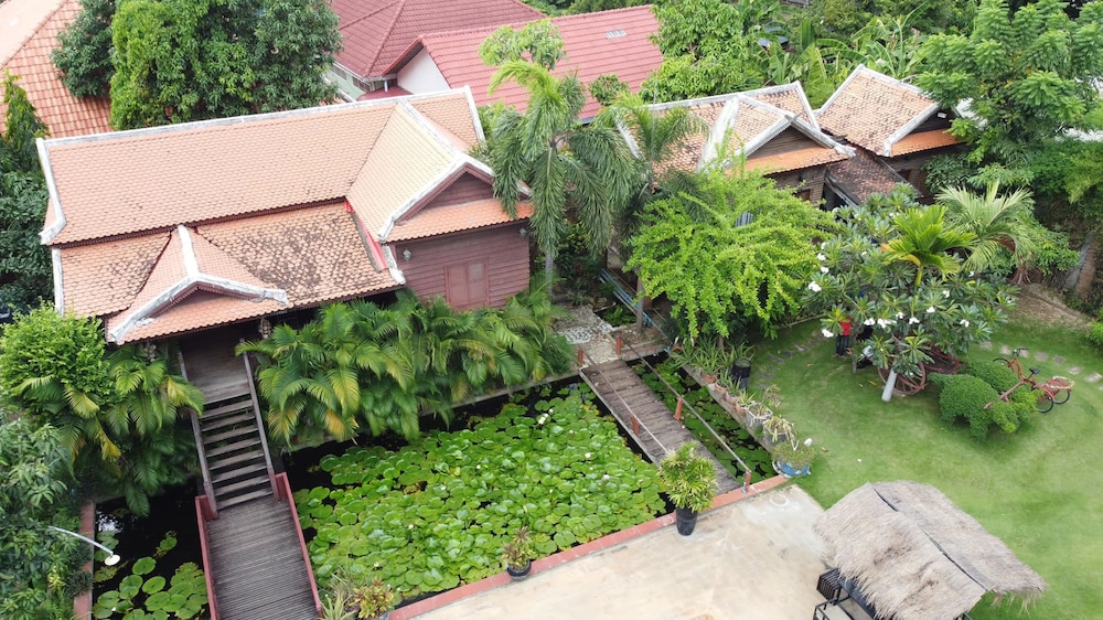 Vimean Sovannaphoum Resort 6/72