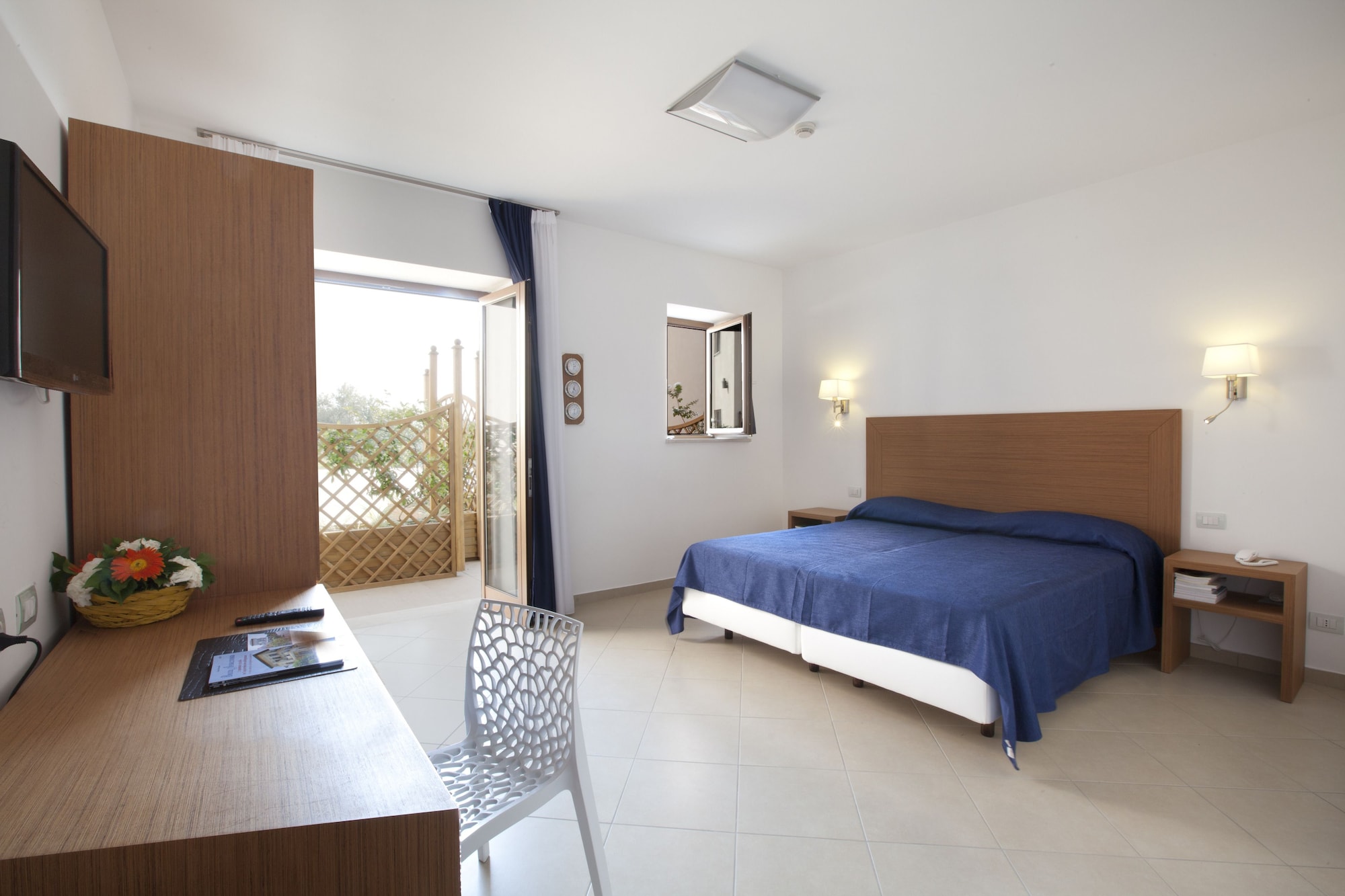 ROOM, TRIPLE, ANNEX