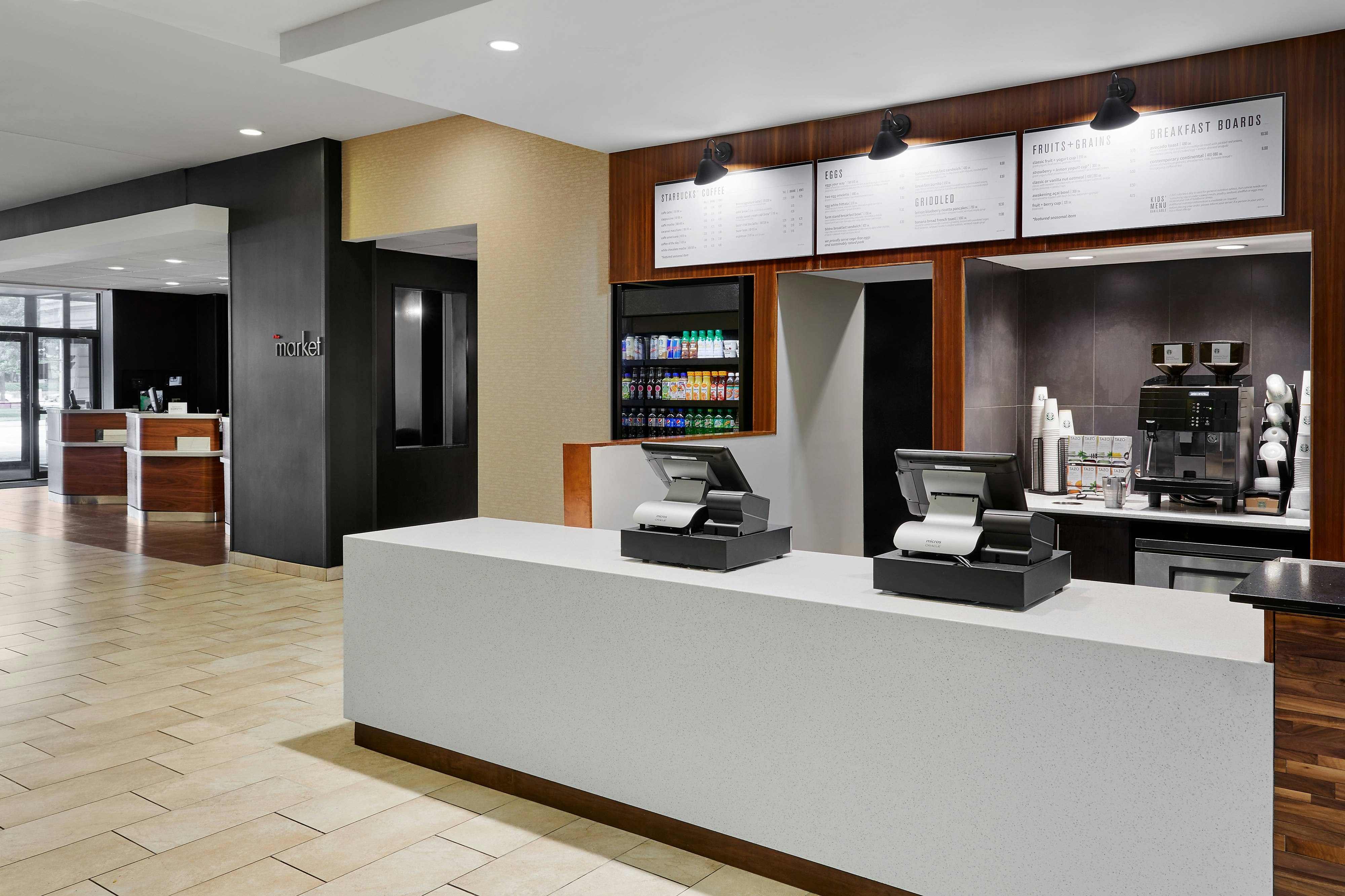 Lobby at Courtyard By Marriott Milwaukee Downtown, MILWAUKEE - WI