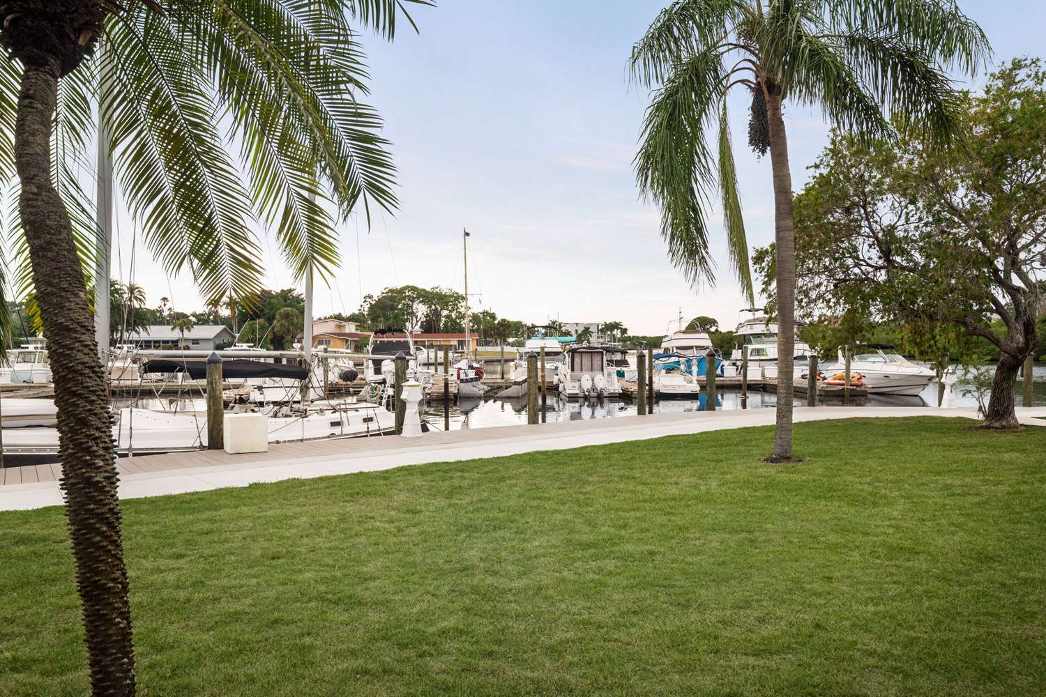 Ramada by Wyndham Sarasota Waterfront 65/71