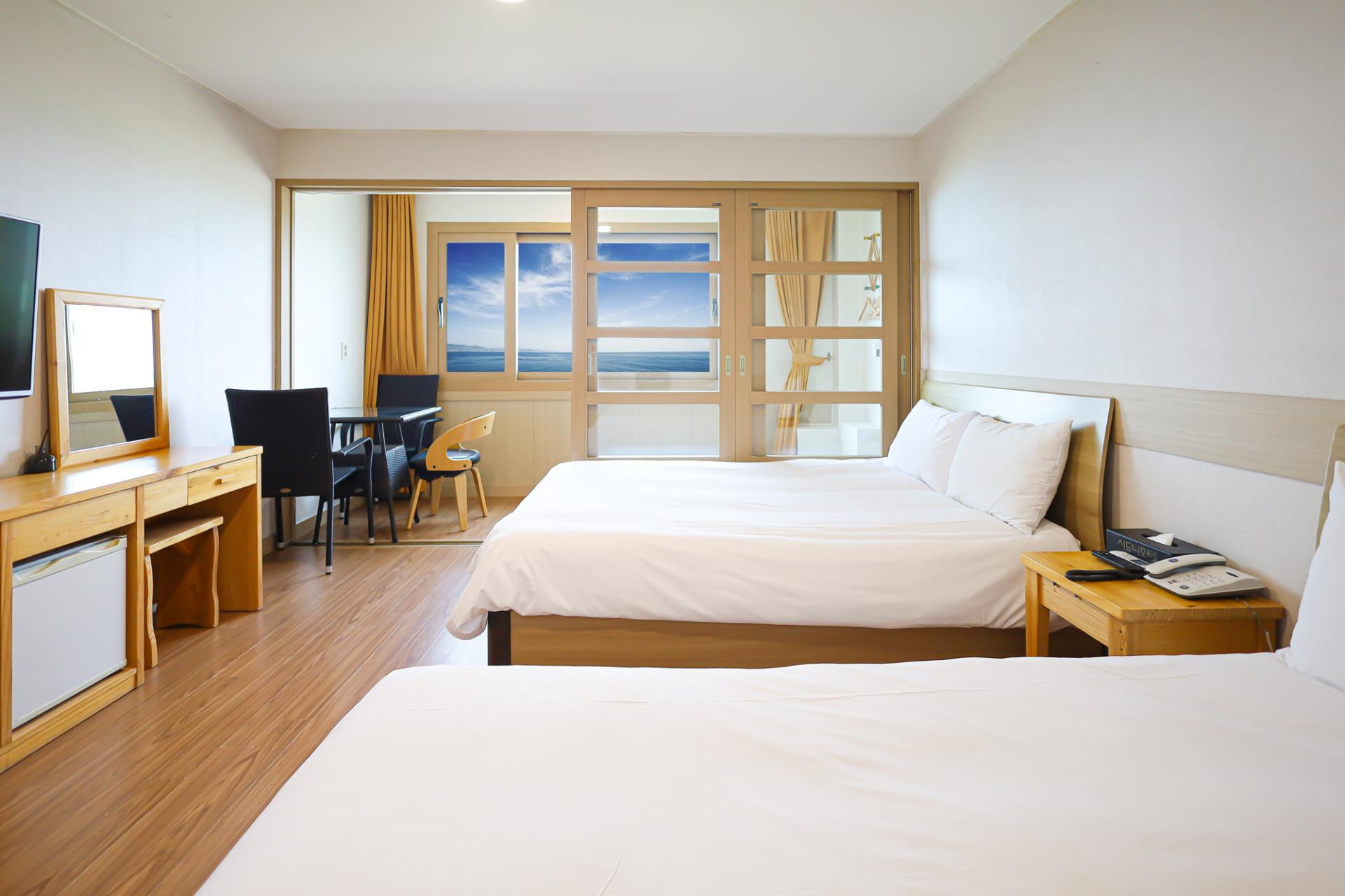 Family, Twin Beds, Ocean View, Pet Friendly, New Building